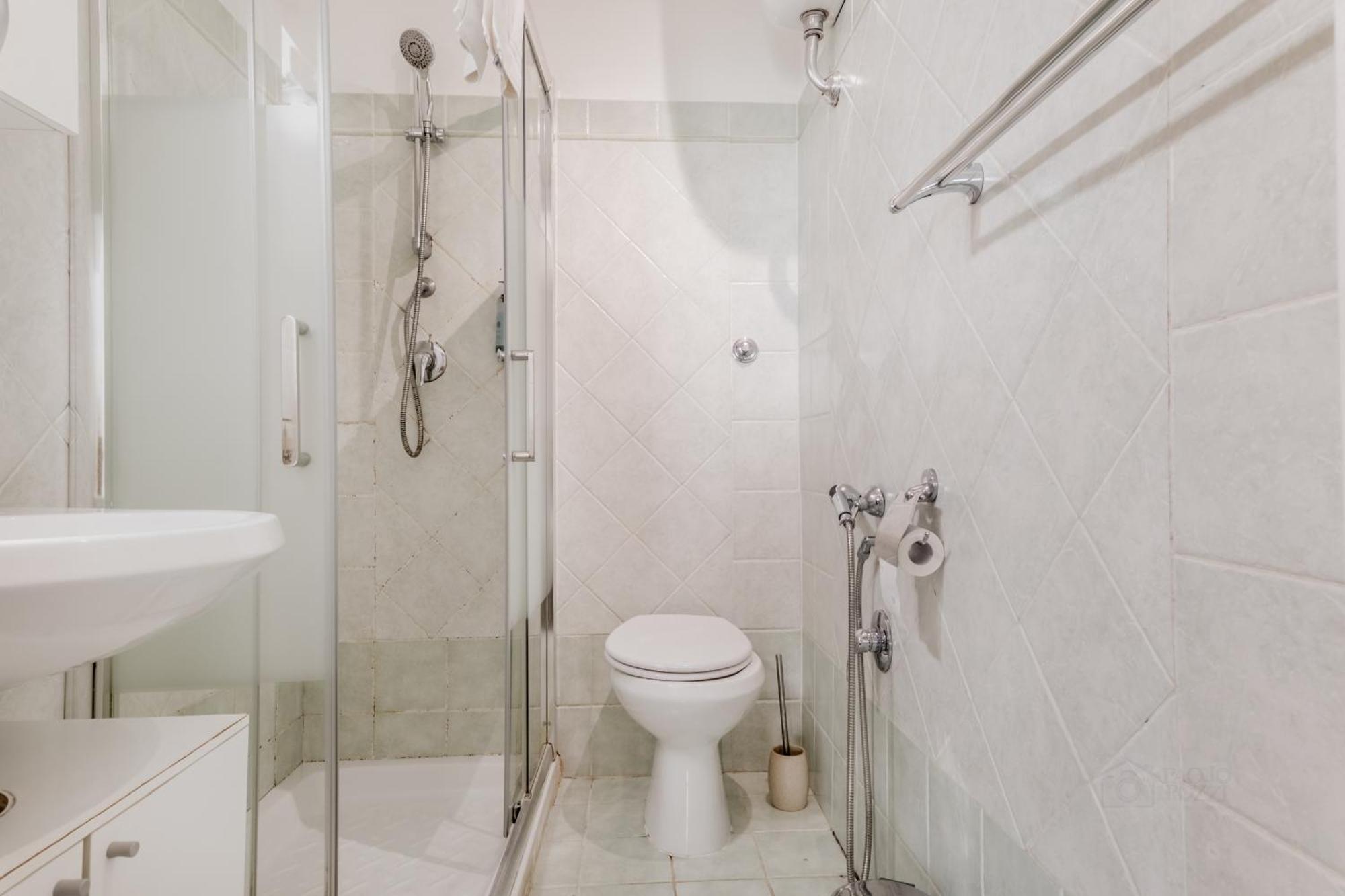 Ariana Luxury Guest House Рим Екстериор снимка